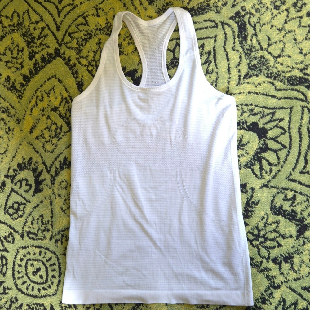 Lululemon Swiftly Tech Tank Top Womens 6 White Good Racerback Running Yoga